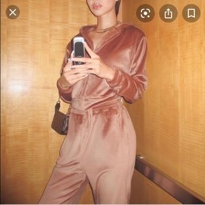 Skims Sienna Velour Set